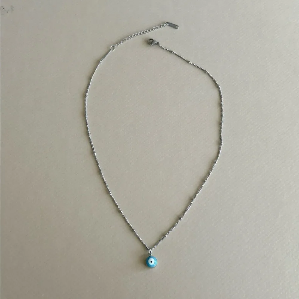 Silver Evil Eye Necklace M1368
